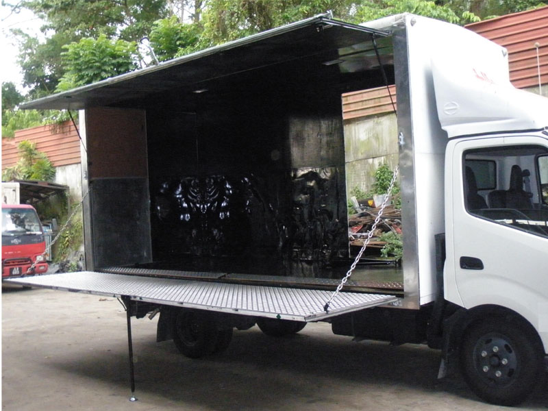 Chop Yong Cheong (CYC) Truck Body Builder Wooden Body Steel